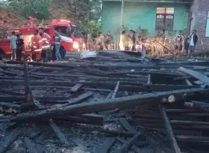 Rumah Dihuni Seorang Lansia di Aceh Besar Terbakar