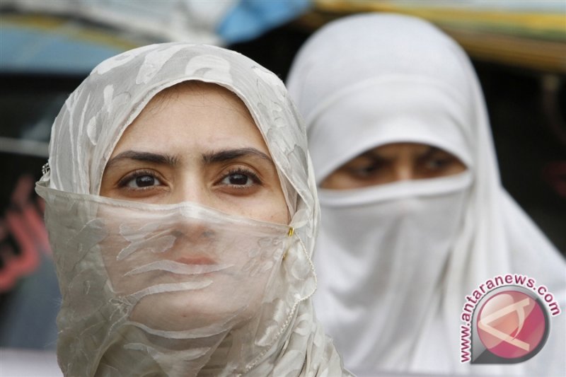 India Tutup Sekolah Usai Larangan Hijab Berbuntut Aksi Protes
