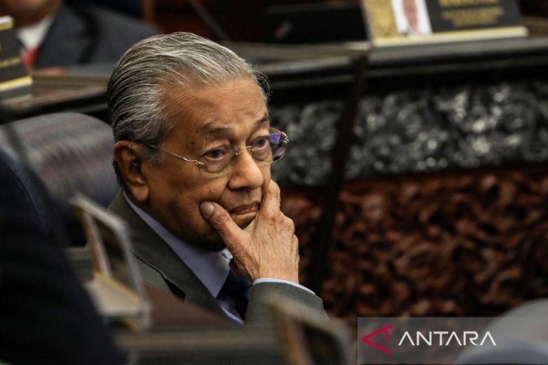 Mahathir sebut Najib Razak tak merasa malu dan ingin kembali berkuasa