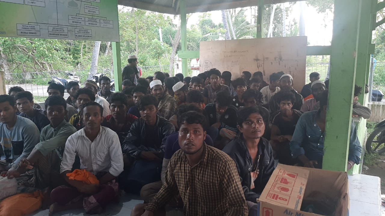 Breaking News: 114 Warga Rohingya Kembali Mendarat di Bireuen