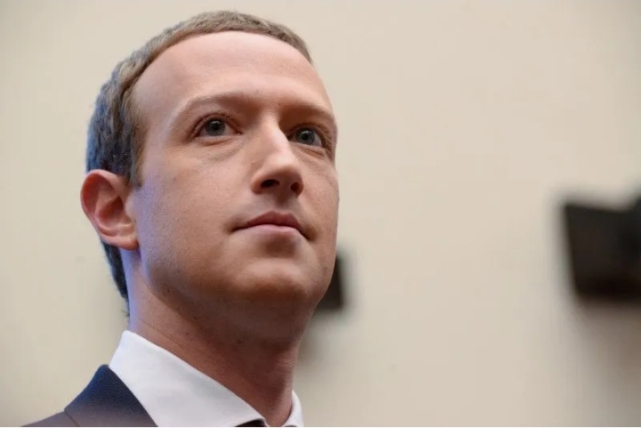 Mark Zuckerberg Beri Bocoran Teknologi Kacamata Pintar Terbarunya