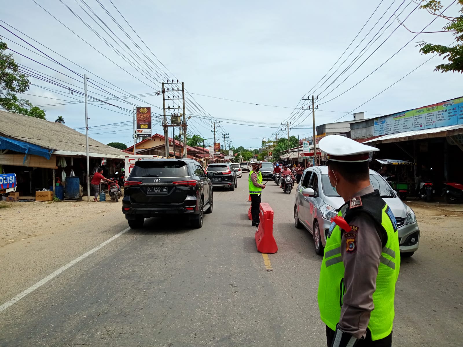 Polda Aceh Mulai Terapkan One Way untuk Urai Kemacetan saat Arus Balik