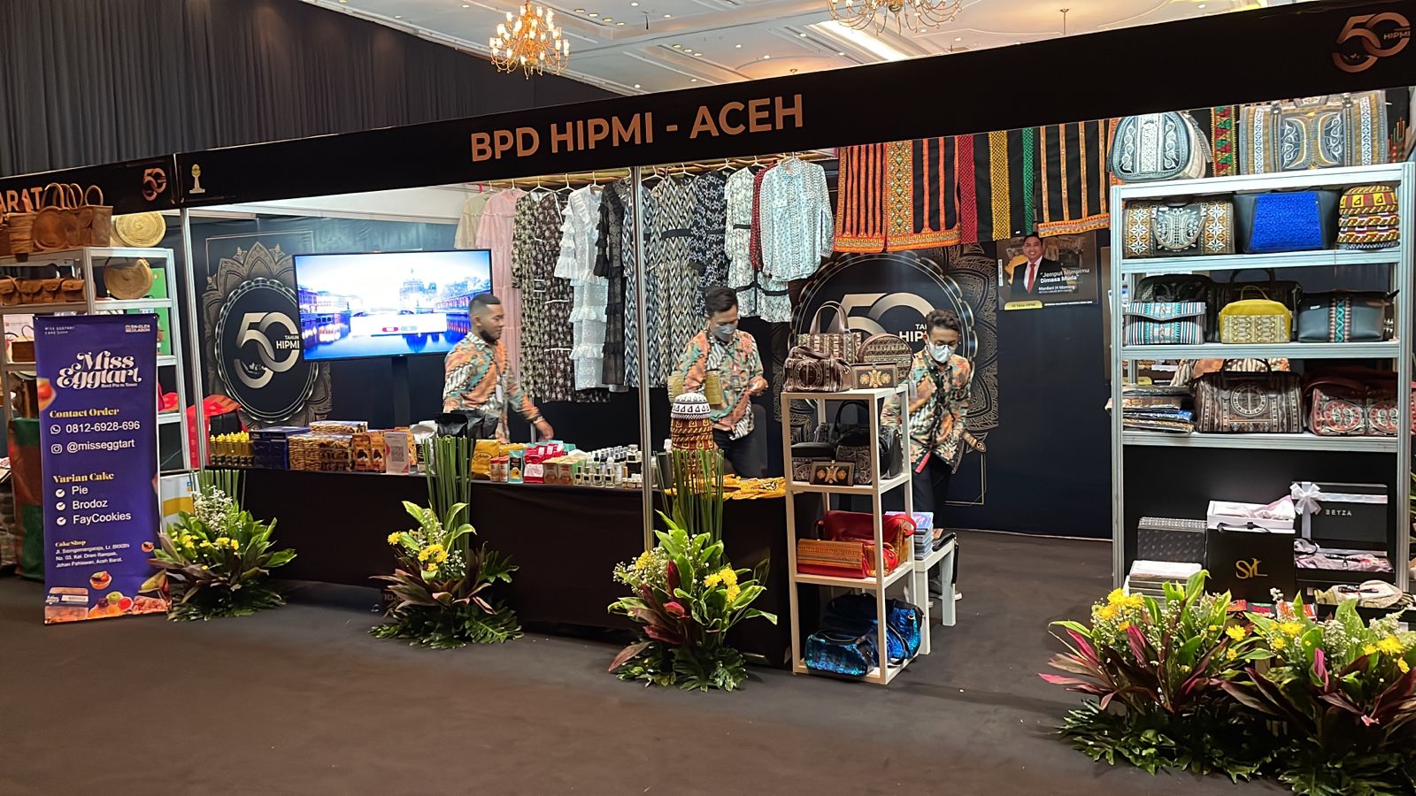 2 Produk Lokal dari Bener Meriah Ludes Terjual Pada HUT HIPMI Ke-50 di Jakarta