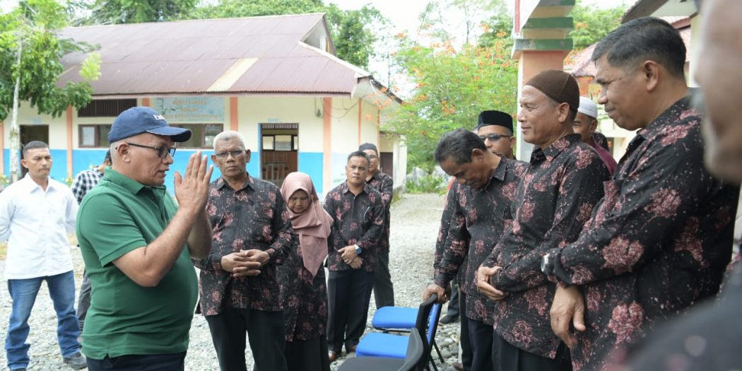 Tinjau SMAN 2 Beutong, Sekda Aceh Ingatkan Pihak Sekolah Rawat Fasilitas