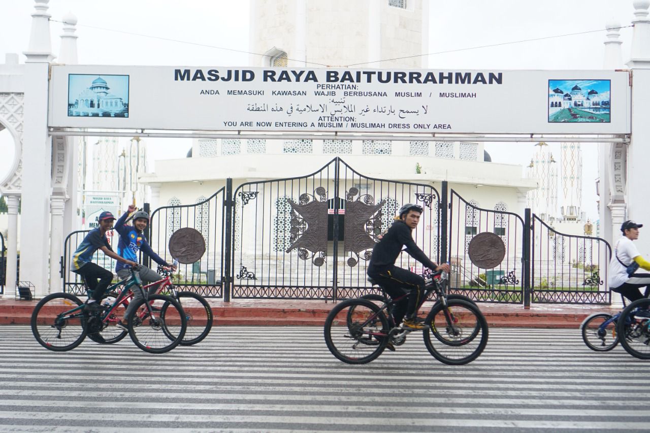Promosikan Destinasi Wisata Sejarah, Peserta Fun Bike Antusias
