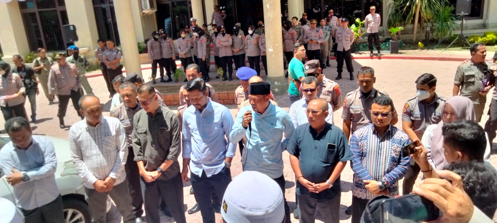 Tolak Kenaikan BBM, ANBAR Demo di Kantor DPRK Lhokseumawe