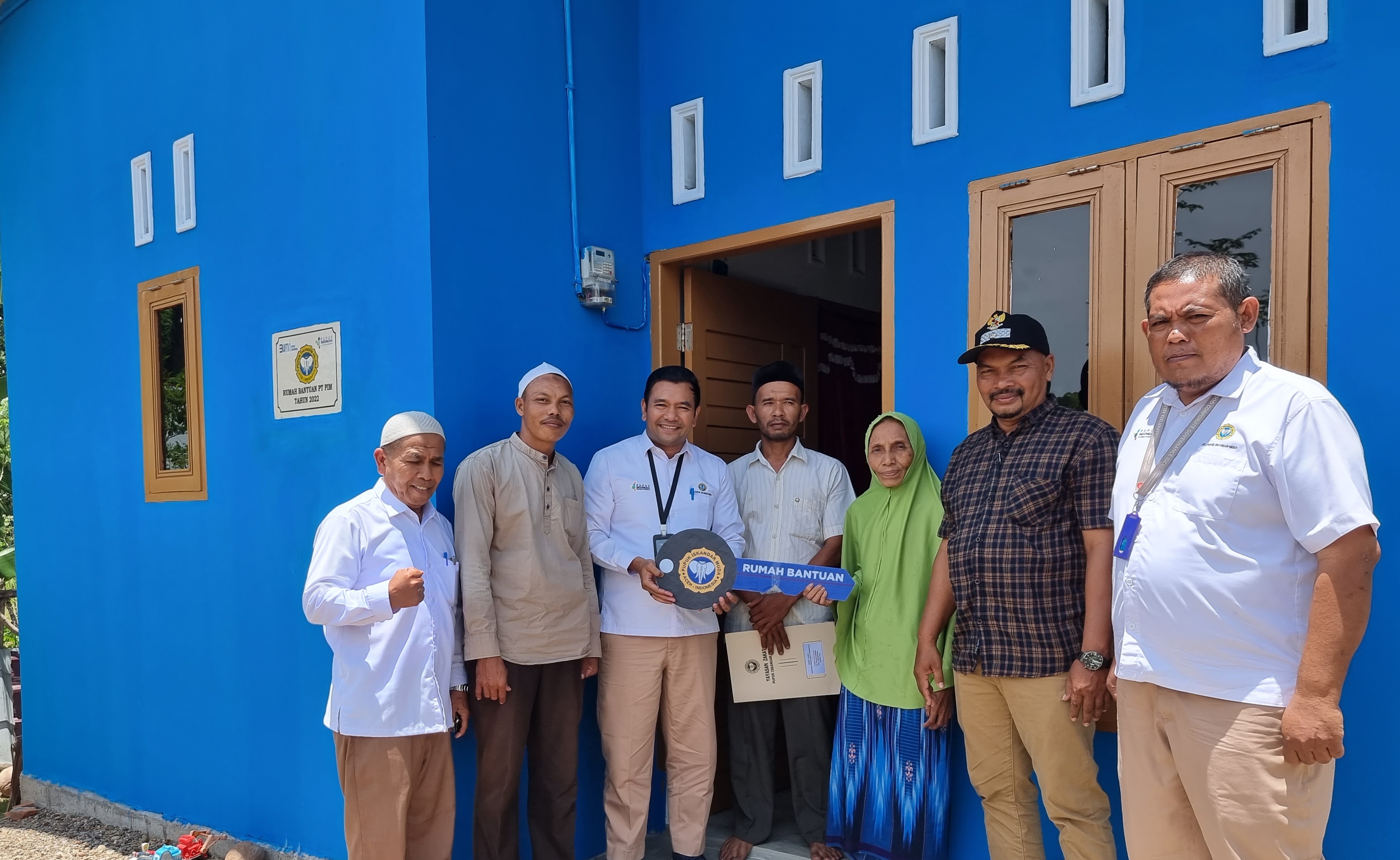 PT PIM Kembali Berikan Rumah Bantuan kepada Warga di Lingkungan Perusahaan