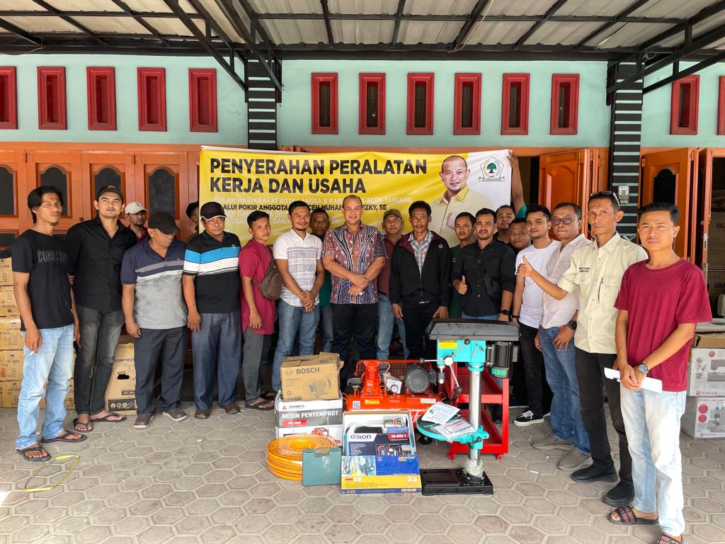 Pelaku UMKM di Langsa dan Aceh Tamiang Terima Bantuan Alat dari Pemerintah Aceh