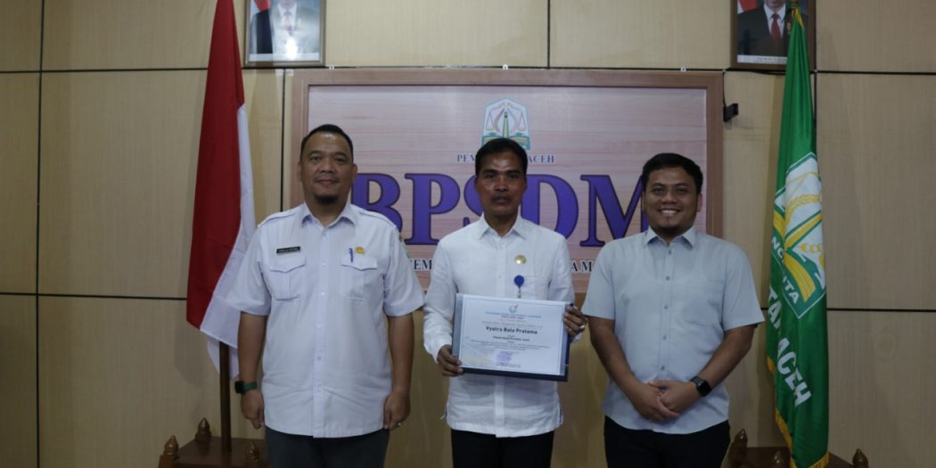 BPSDM Aceh Terima Penghargaan Vyatra 2022