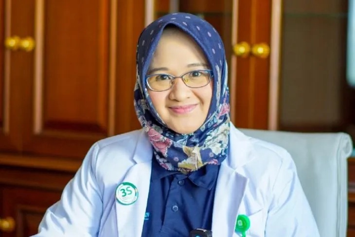 Melebihi Sinar UV, Ternyata Paparan Cahaya Smartphone Salah Satu Penyebab Menuanya Kulit
