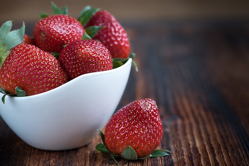 Mengetahui 17 Manfaat Strowberry untuk Kesehatan Tubuh