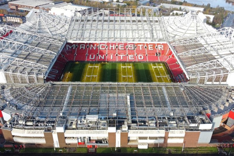 Elon Musk Digadang-gadang Akan Serius Beli Manchester United