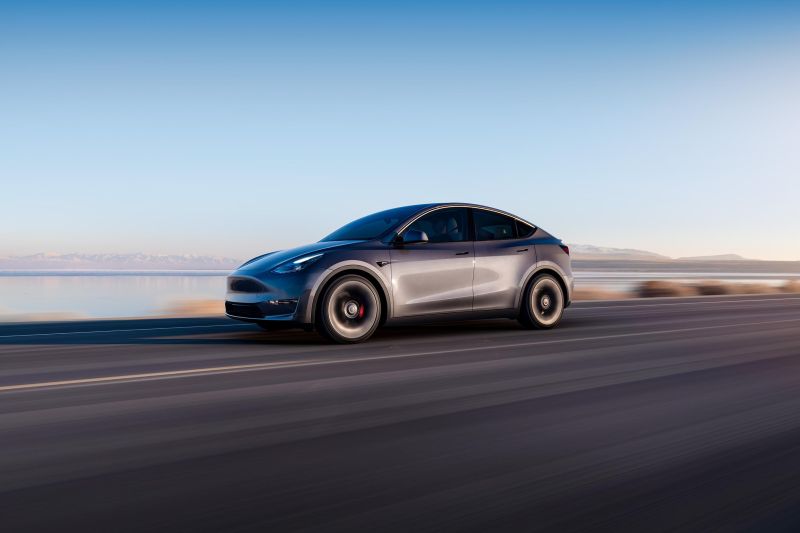 Mobil Listrik Tesla Alami Kecelakaan Maut Akibat Menabrak 2 Mobil di China