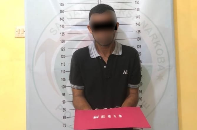 Lagi Santai di Pondok Pinggir Sungai, Pengedar Sabu di Pidie Diamankan Petugas