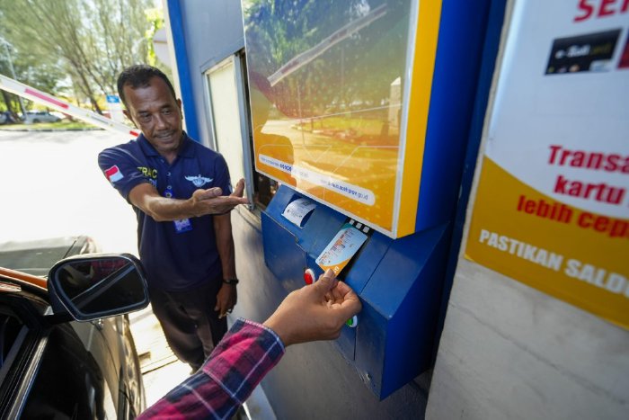 Tingkatkan Pelayanan Pelabuhan, Dishub Aceh Terima 200 Kartu E-Money