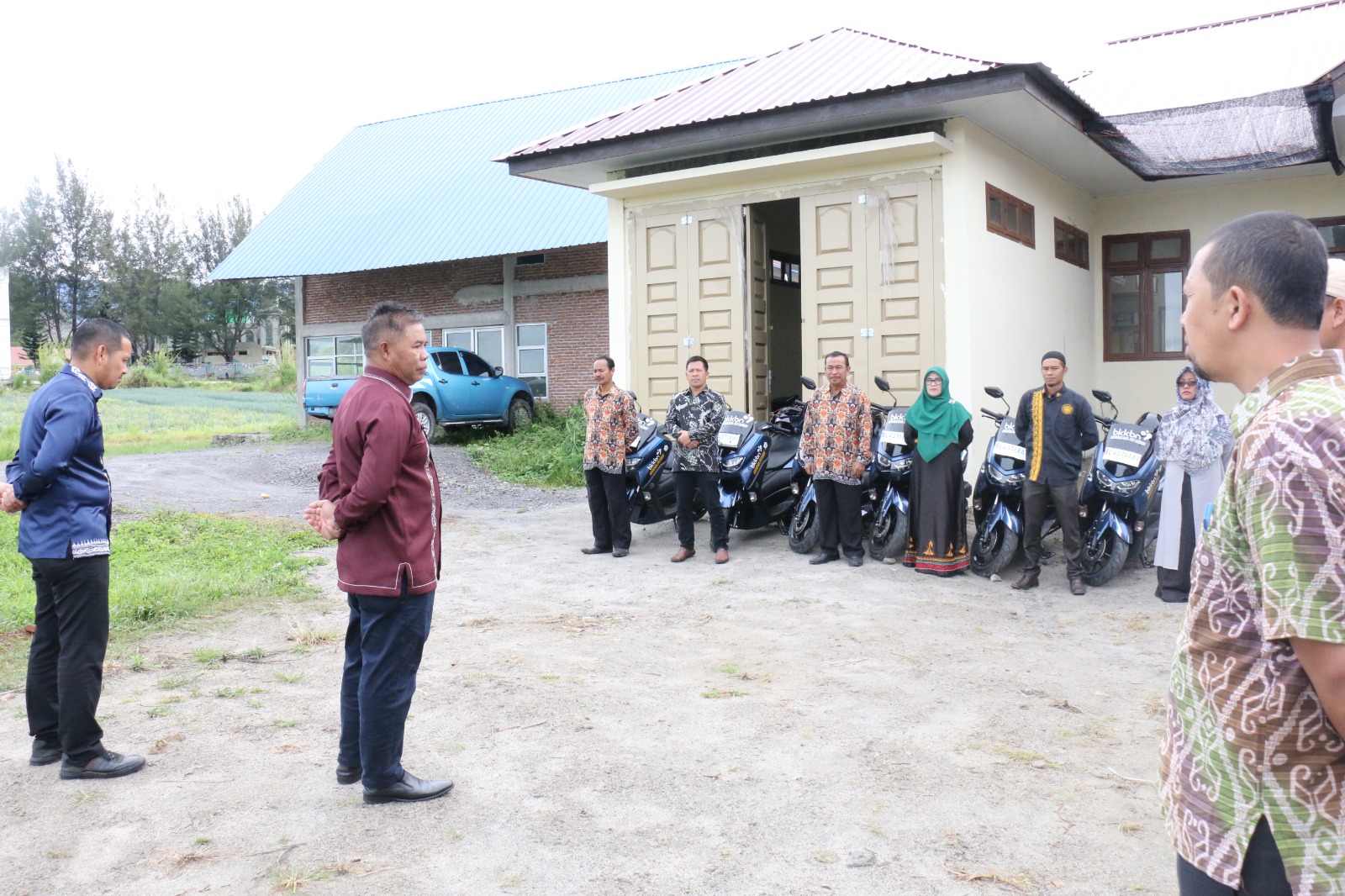 DP3AKB Bener Meriah Berikan Bantuan Kendaraan Operasional Kepada Penyuluh KB