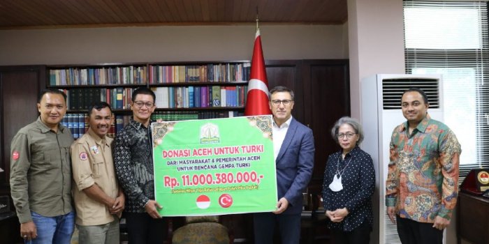 Pemerintah dan Masyarakat Aceh Serahkan Bantuan Untuk Korban Gempa Turki Rp 11 Miliar