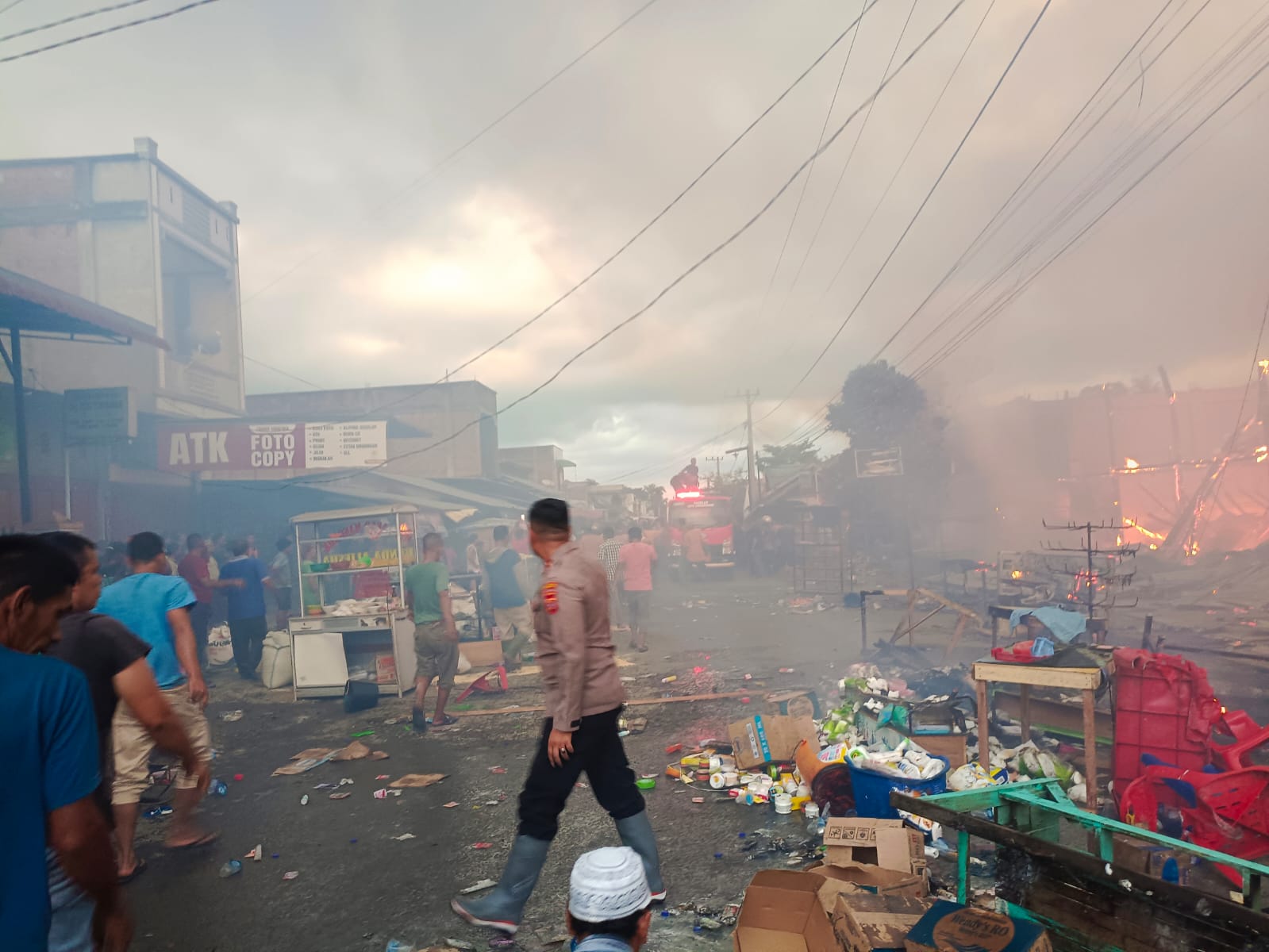 10 Ruko Dilalap Api di Aceh Utara