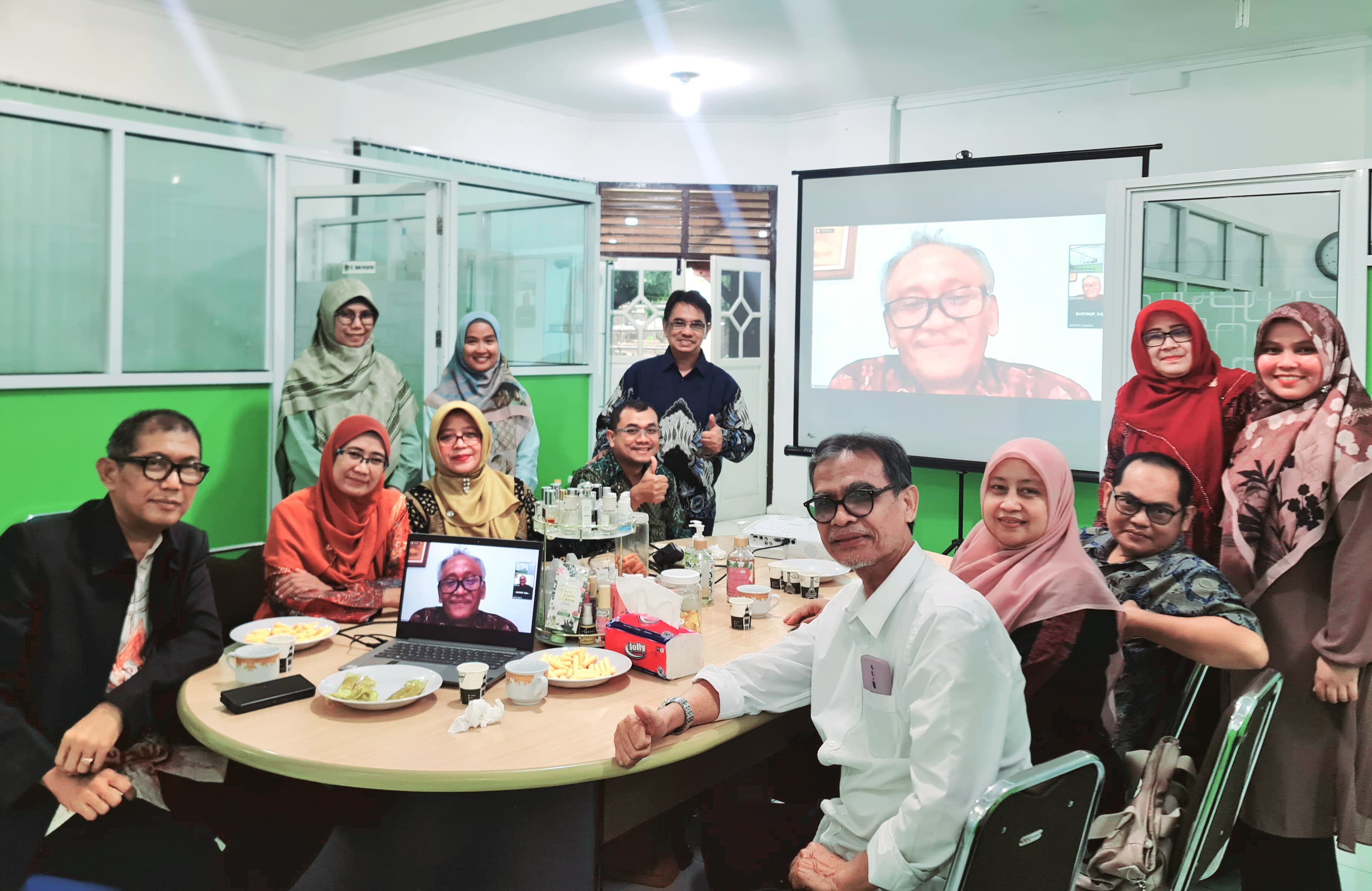 ARC USK dan Seameo Biotrop Jalin Kerjasama Penelitian Nilam Aceh