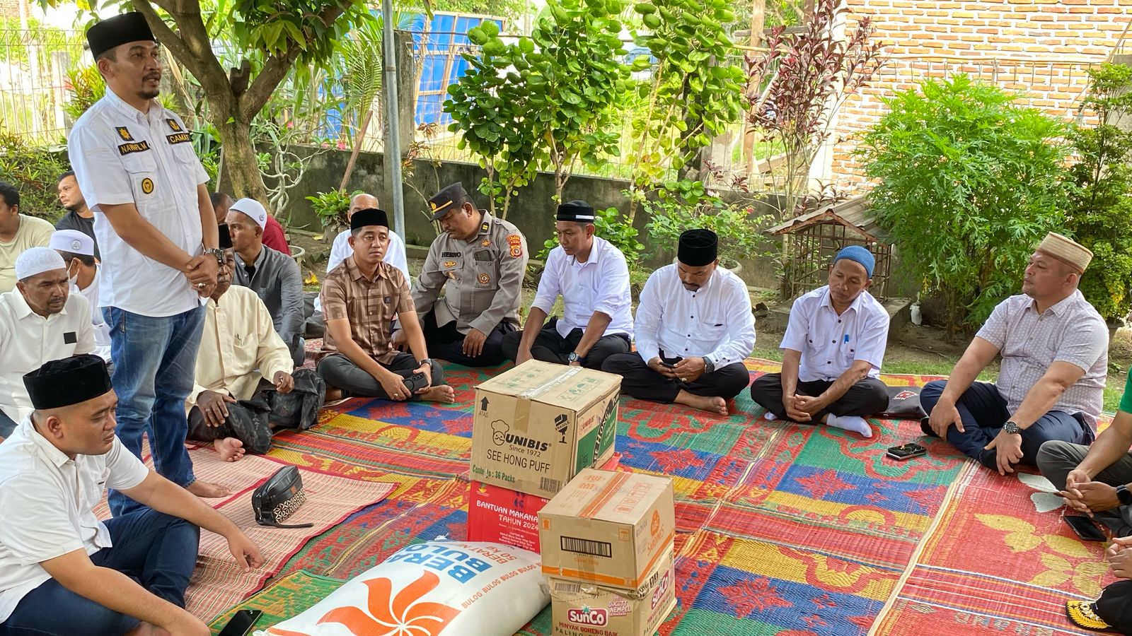 Bupati Ayahwa Melayat ke Rumah Duka Korban Pembunuhan oleh Oknum TNI AL