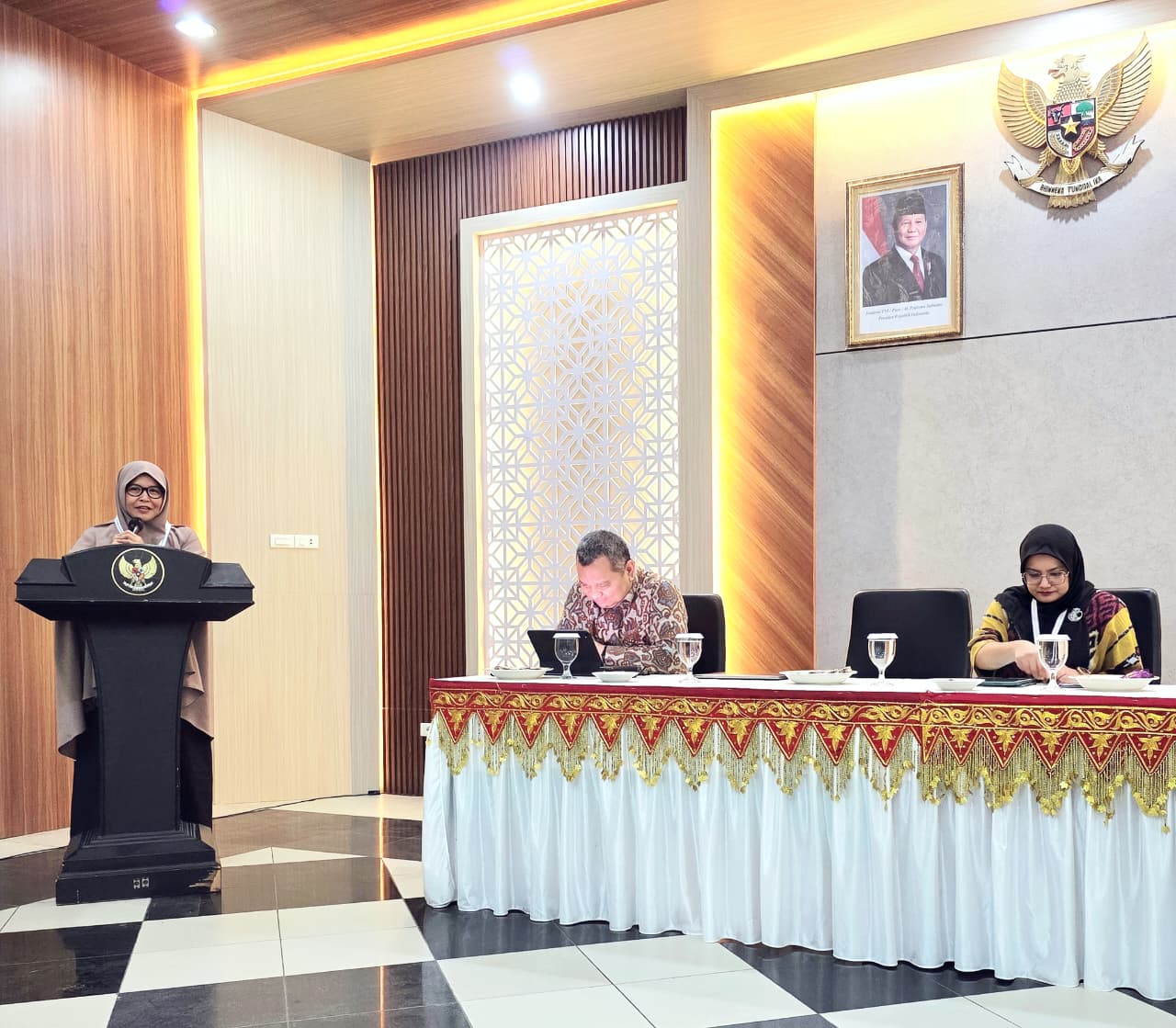 Prof. Cut Dewi: Jejak Minyak Nilam dari Distilasi Tradisional hingga Pelestarian Warisan Arsitektur