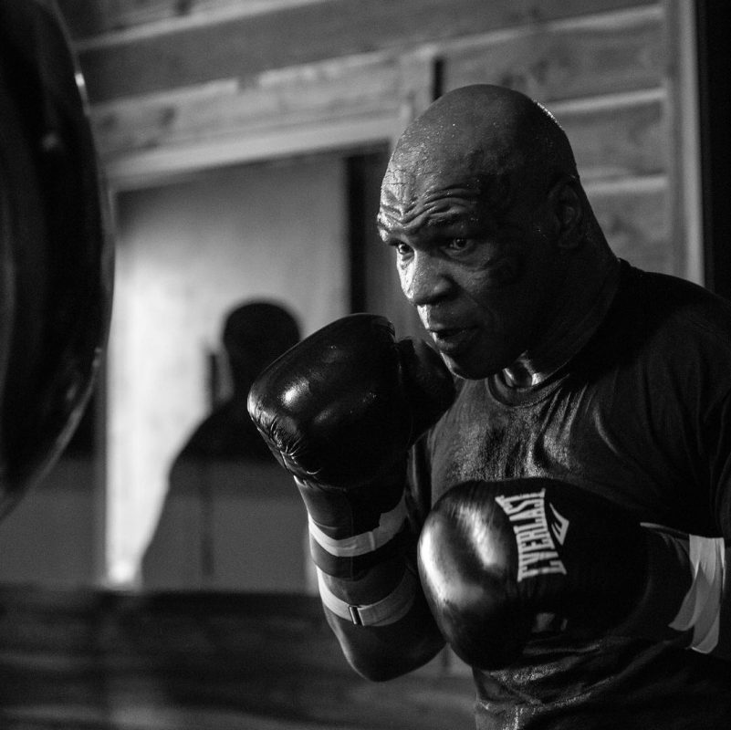 Cerita Mike Tyson yang Bersyukur Jadi Muslim