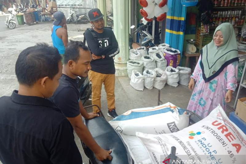 Anggota DPRA Minta Pemerintah Atasi Mahalnya Pupuk Non Subsidi