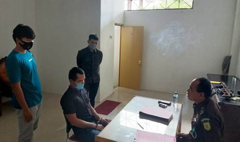 Polres Nagan Raya Aceh Serahkan Tersangka Penembak Warga ke Jaksa