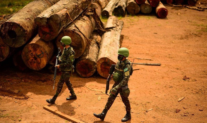 Hakim Brazil Cabut Paspor Mantan Menteri Lingkungan Hidup