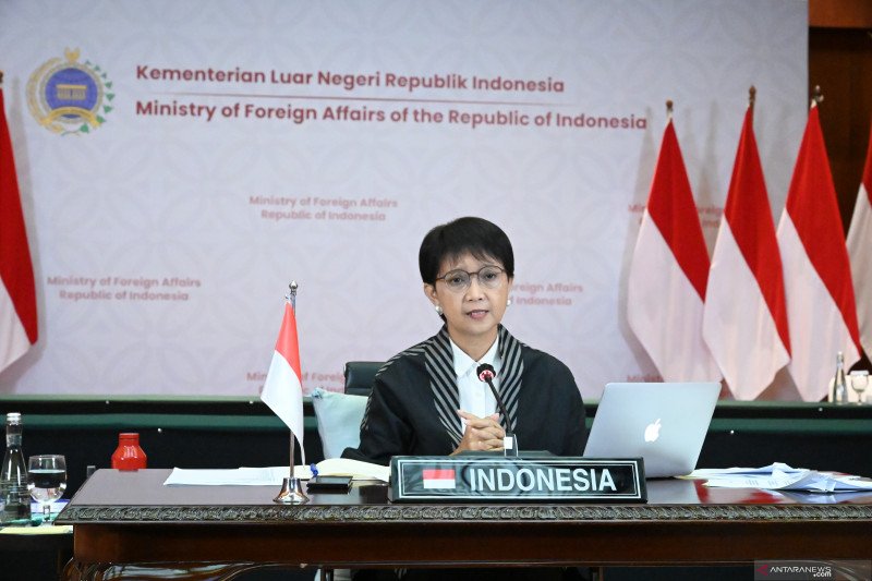 Menlu Lobi India Agar Longgarkan Izin Ekspor Obat ke Indonesia