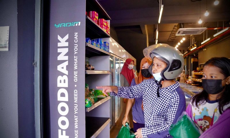 Pekerja WNI Manfaatkan "Foodbank" Menteri Agama Malaysia
