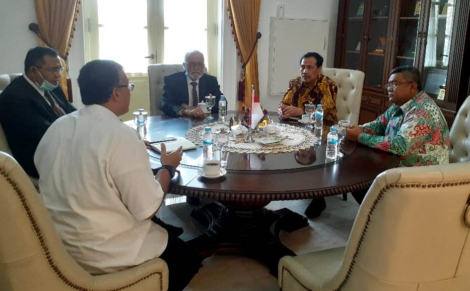 Ketua Ombudsman RI Kunjungi Aceh, Temui Rektor Unmuha Hingga Wali Naggroe