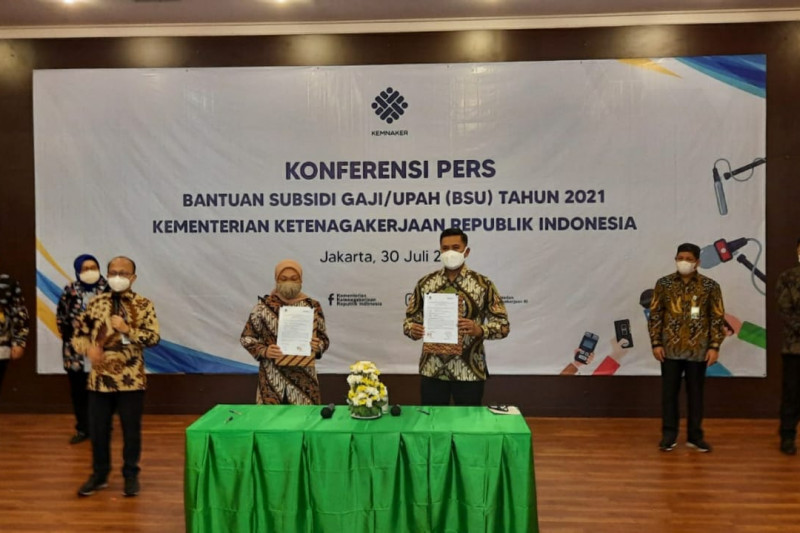 Pemerintah Kembali Salurkan Bantuan Subsidi Upah Bagi Pekerja
