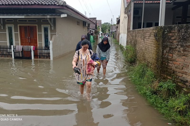 Banjir Landa Lebak, 1.162 Rumah Terendam dan Seorang Meninggal