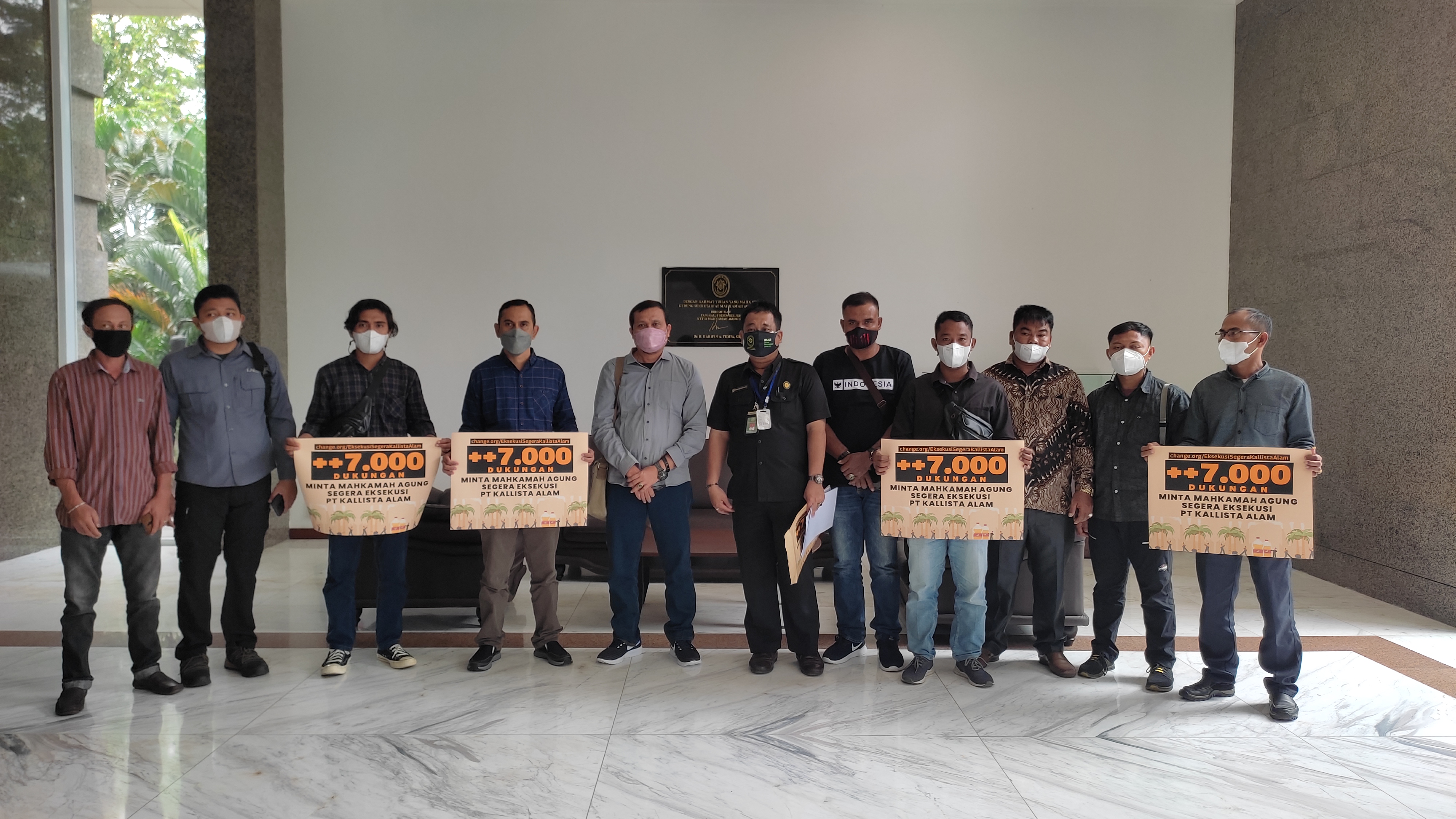 Petisi Pengambilalihan Eksekusi Kalista Alam Diserahkan ke MA dan Bawas