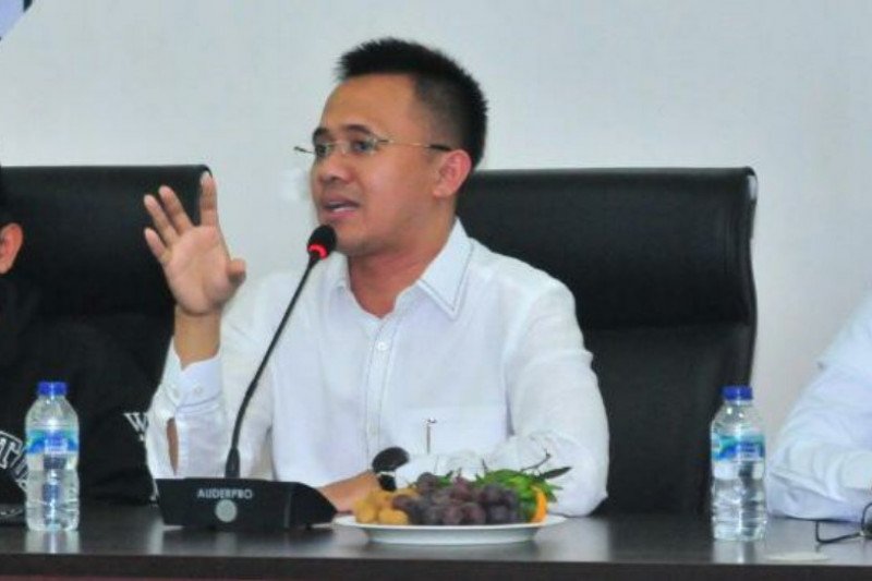 Anggota DPR Soroti Menteri Ikut Keliling Daerah Kampanye Caketum Kadin