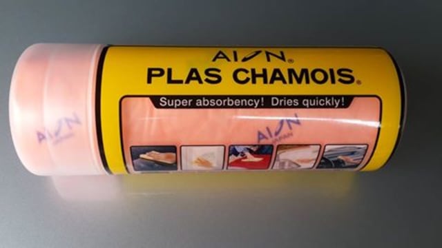 Efek Negatif Penggunaan Kanebo pada Bodi Mobil