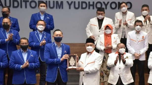 Ahmad Syaikhu Sambangi AHY, Bahas Penanganan Pandemi di Indonesia