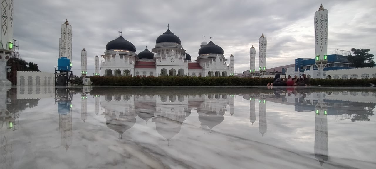 Masyarakat Aceh Diperbolehkan Salat Id di Masjid Raya Baiturrahman